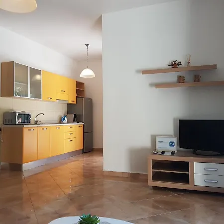 Apartamento Andrea Ii *